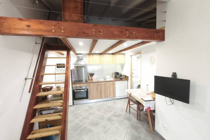 Gîte pour 4 personnes, avec terrasse et piscine, animaux acceptés à Albitreccia - 2