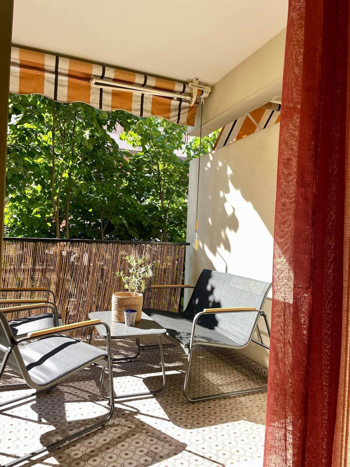 Hel studio-lejlighed, Studio Apartment 'Centre Juan Les Pins' with Balcony, Wi-Fi and Air Conditioning in Juan-les-Pins, Antibes