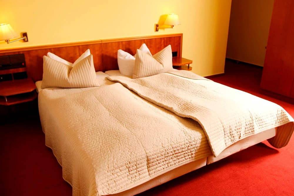 Doppelzimmer - Brocki' s Hotel Stadt Hamburg in Parchim, Ludwigslust-Parchim