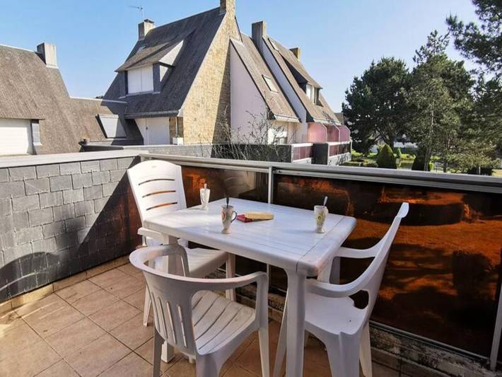 Gîte pour 4 personnes, avec balcon, adapté aux familles dans Plage Ty Bihan