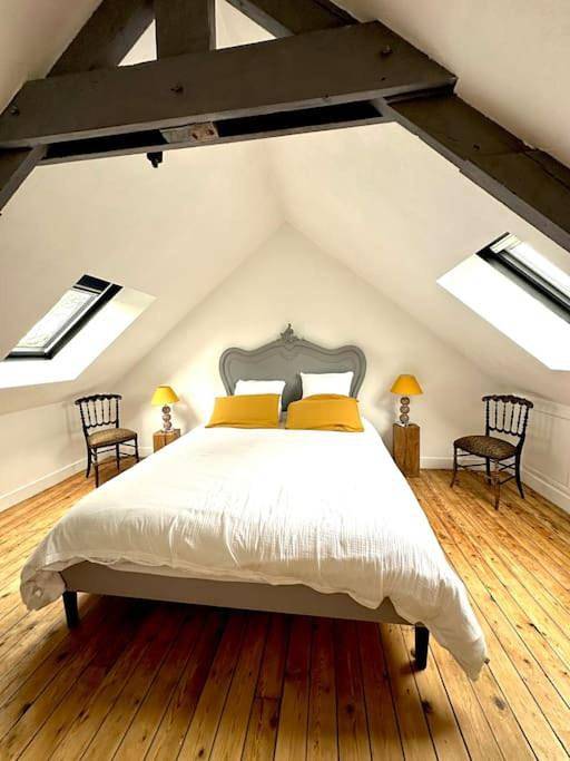 Appartement entier, Duplex de charme à Valognes in Valognes, Côte de la Déroute