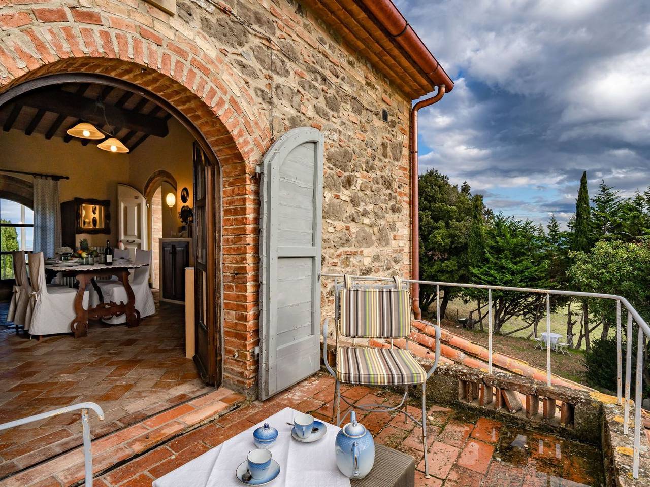 Ganze Wohnung, 'Riparossa' mit Pool in Chianni, Etruskische Küste