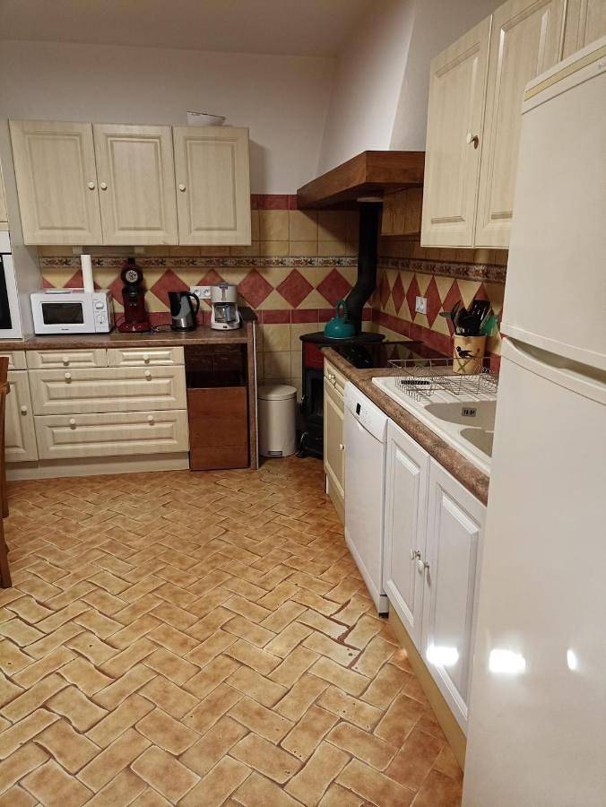 Location de vacances pour 10 personnes, avec terrasse, animaux acceptés à Grésy-sur-Aix