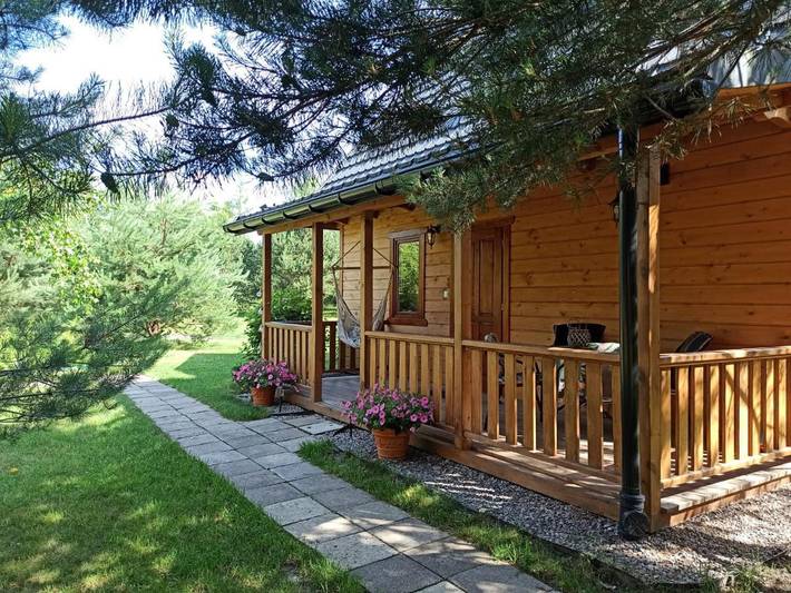Domek letniskowy dla 6 osób, z Balkon i Jacuzzi oraz Taras i Ogród w Roztocze