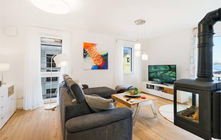 Ferienwohnung für 3 Personen, mit Terrasse und Seeblick in Rechlin - 2