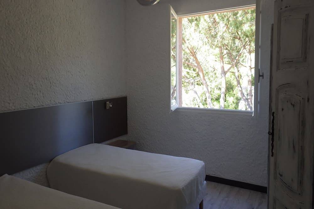 Appartement entier, La villa n°5, 10 personnes in Favone, Conca