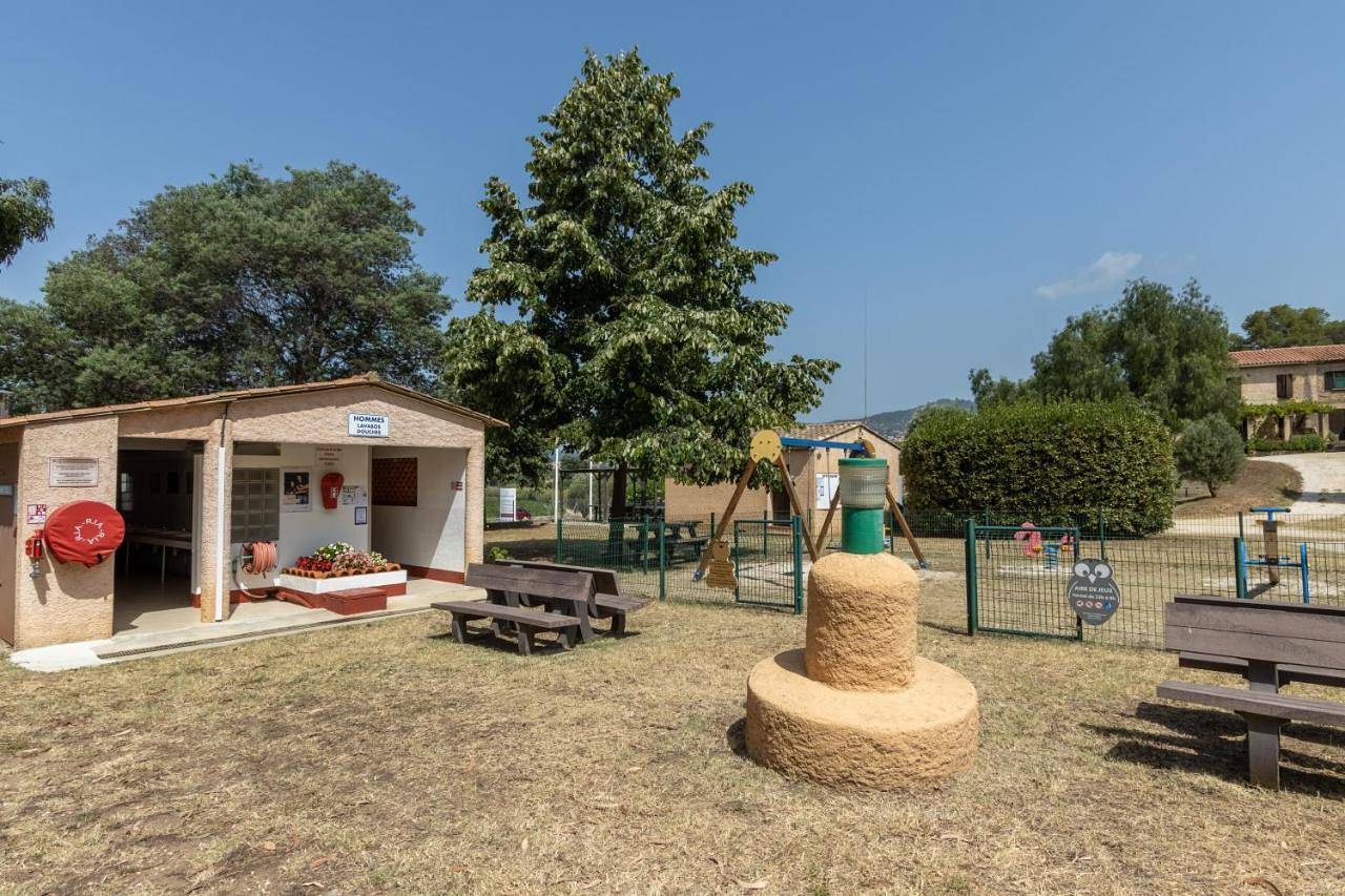 Camping du Grand Batailler in Bormes-les-Mimosas, Parc national de Port-Cros
