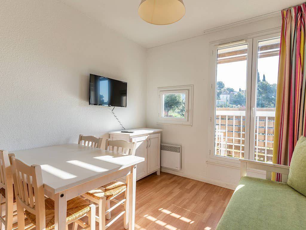 Ganze Wohnung, Ferienwohnung für 4 Personen mit Pool in La Londe-les-Maures, Toulon Region