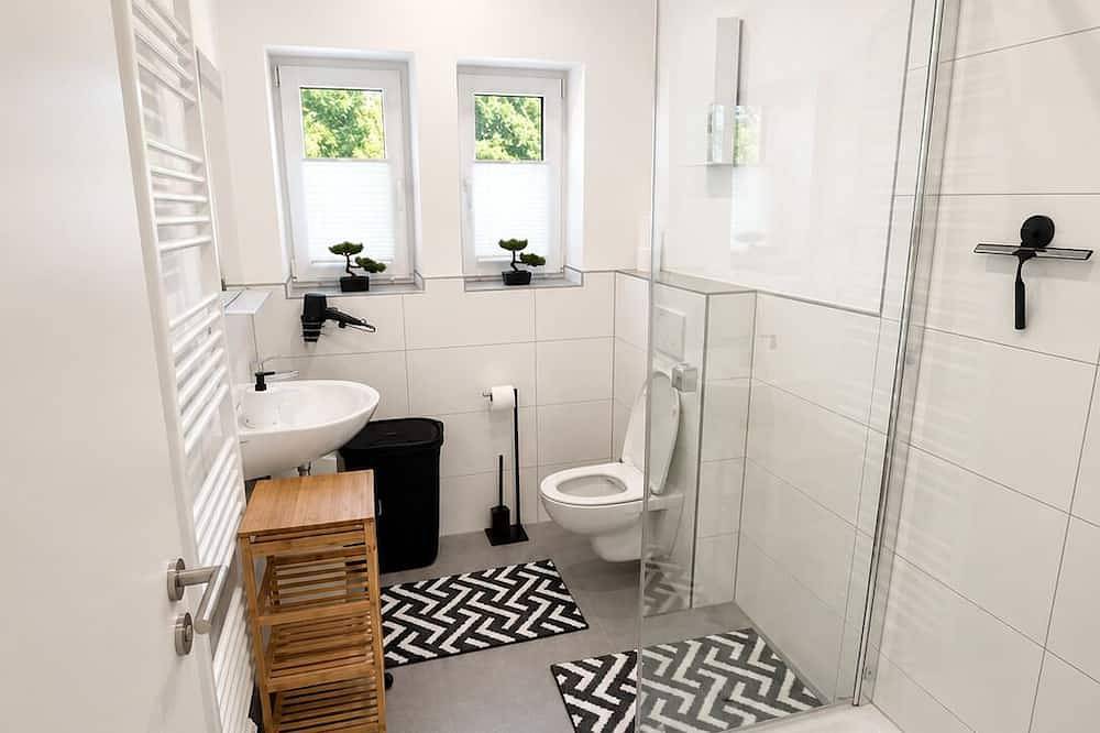 Ganze Wohnung, Komfortables Apartment mit Terrasse – Ideal für Urlaub & Geschäftsreisen in Bielefeld, Nordrhein-Westfalen