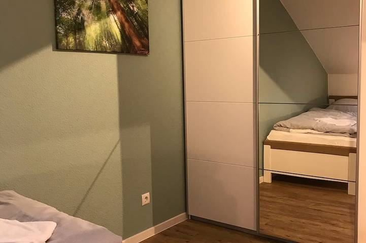 Ganze Wohnung, Ferienwohnung mit Sauna und Ofen - direkt am Wasser und Nähe zum See in Geeste, Hasetal