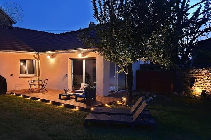 Location de vacances pour 2 personnes, avec piscine ainsi que jacuzzi et jardin dans le Jura - 3