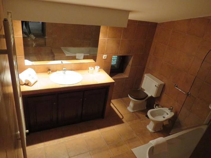 Location de vacances pour 6 personnes, avec terrasse ainsi que jardin et vue à Proença-a-Nova - 3