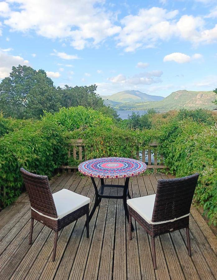 Catbells Sunrise Cottage Borrowdale Lake District in Lake District