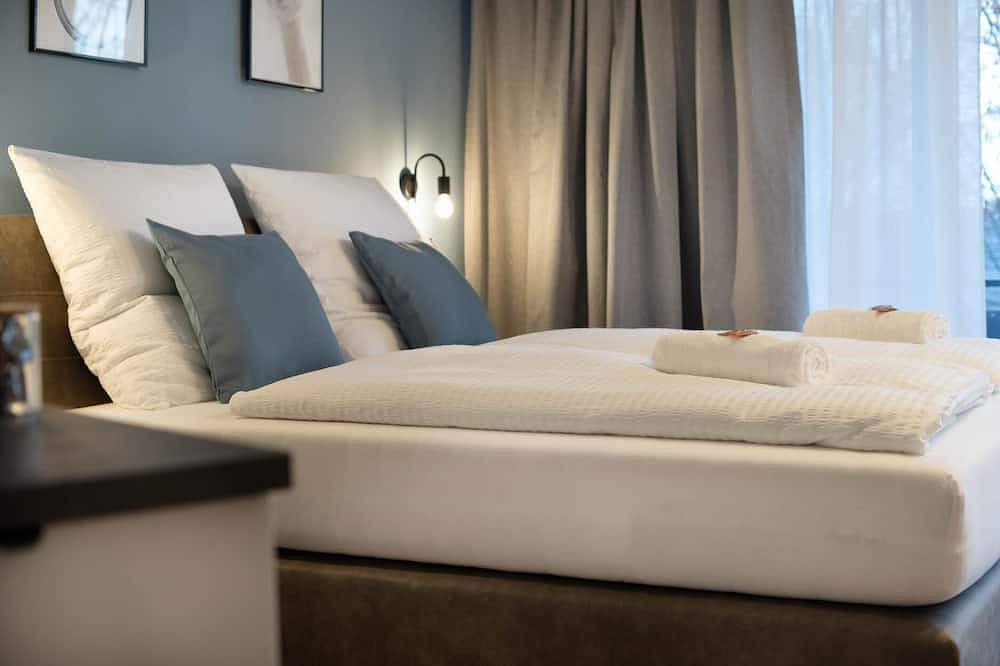 Ganze Wohnung, Nsv-Apartments mit Pool am Waldrand in Bad Essen, Wiehengebirge