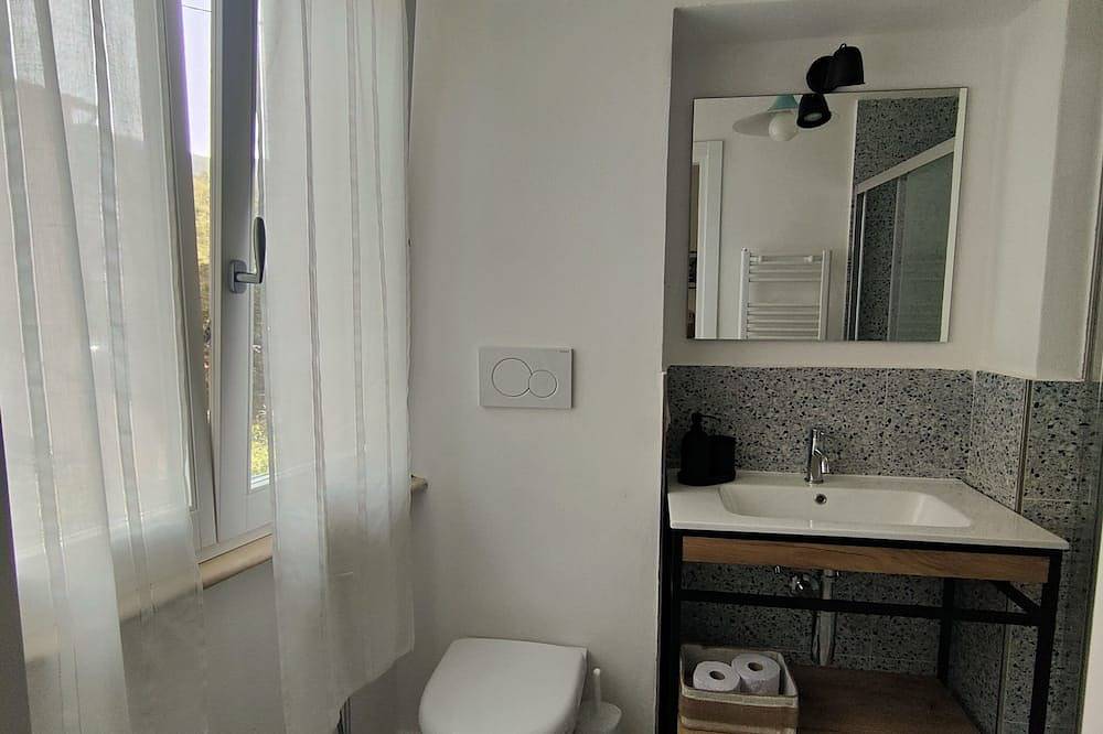 Ganze Wohnung, Casa Pitturini comfortable apartment in quiet area 500 m from the sea in Marciana Marina, Elba