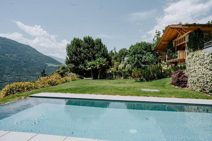 Lodge für 4 Personen, mit Pool und Sauna sowie Ausblick und Garten in Südtirol - 2