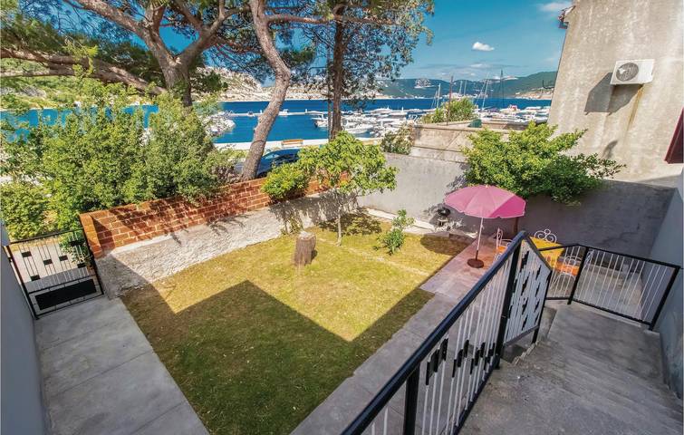 Location de vacances pour 6 personnes, avec terrasse, animaux acceptés à Kraljevica - 3