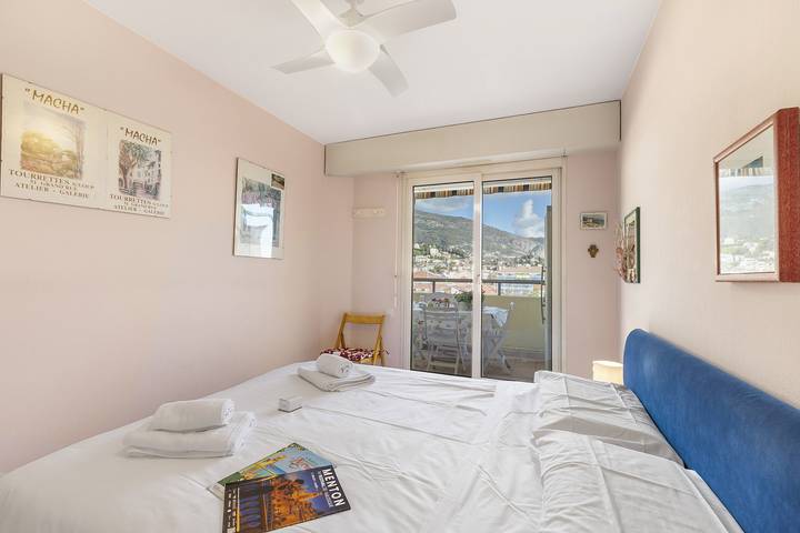 Appartement entier, Open View In Center Menton in Menton, Côte méditerranéenne (France)