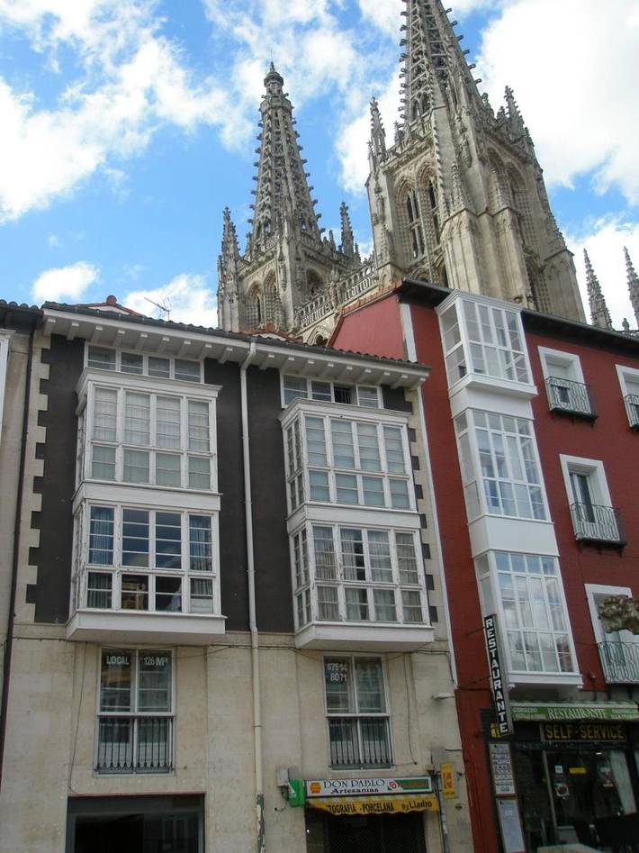Apartamento para 4 personas, con Balcón y Vistas en Burgos
