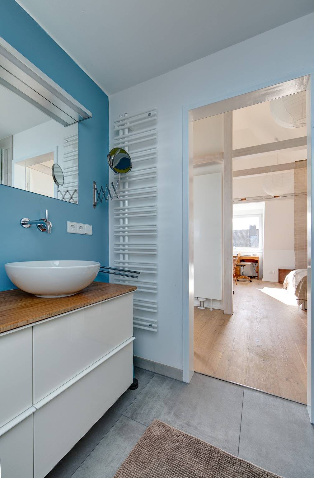 Ganze Ferienwohnung, - Ferienwohnung mit Dachterrasse, 45 qm, max. 2 Personen in Reichenau, Untersee