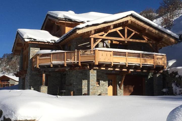 Chalet pour 15 personnes, avec jardin ainsi que jacuzzi et sauna, animaux acceptés à Valmeinier