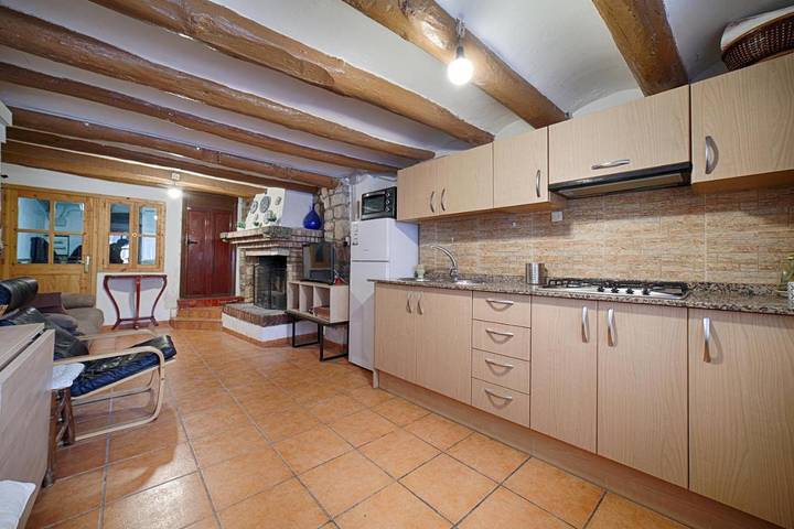 Casa rural para 6 personas, con vistas y terraza en Conca de Barberà - 4