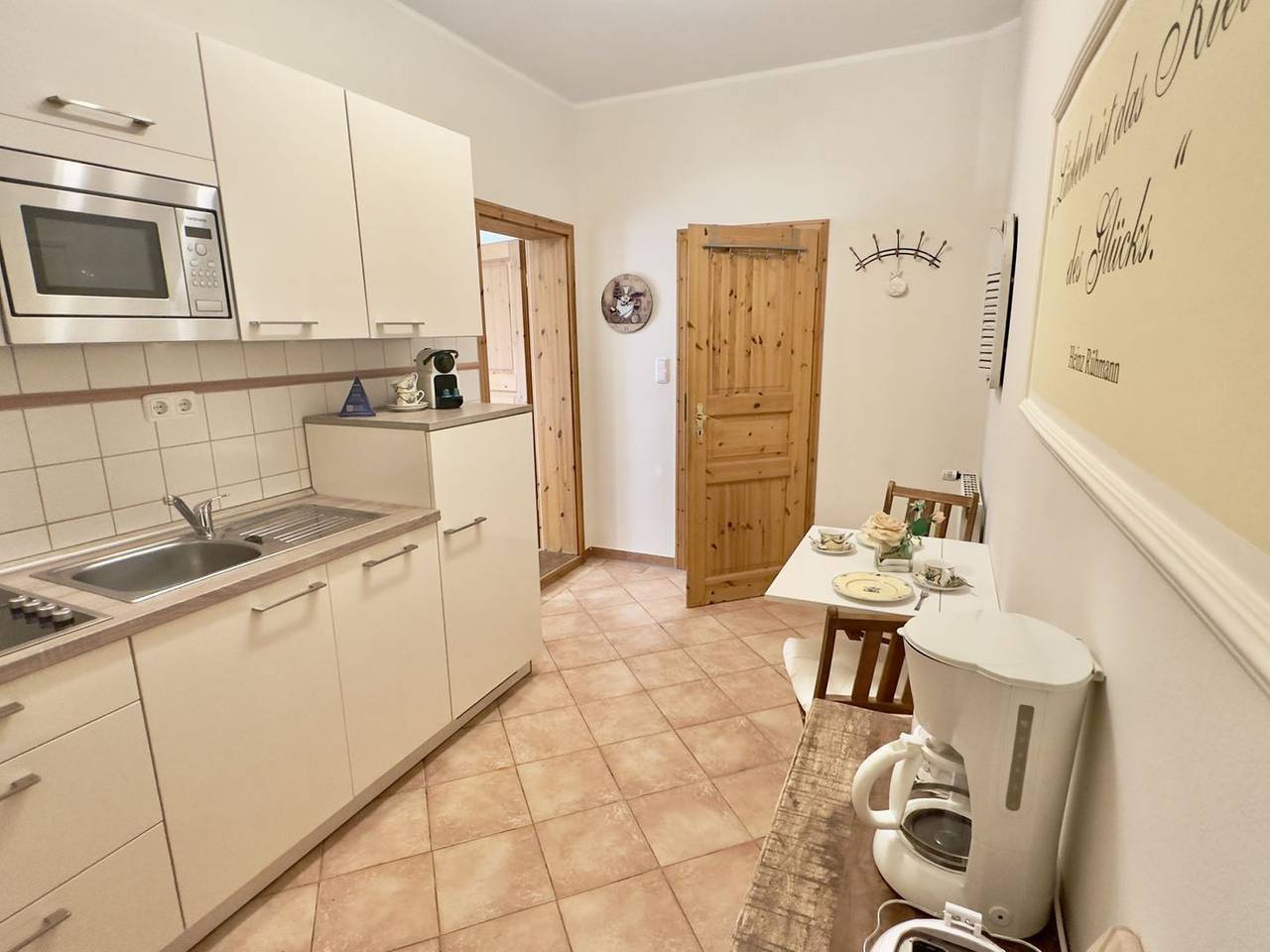 Ganze Wohnung, Wunderschöner Gulfhof: 45qm Apartment Buurnstuuv 3 Personen, Garten & Terrasse in Altharlingersiel, Landkreis Wittmund