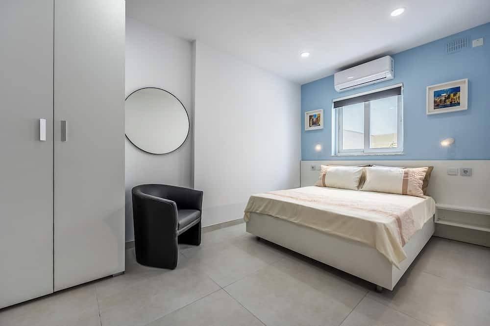 Ganze Wohnung,   Mellieha Bay Vista Suites holiday apartment  in il-Mellieha, Mellieha