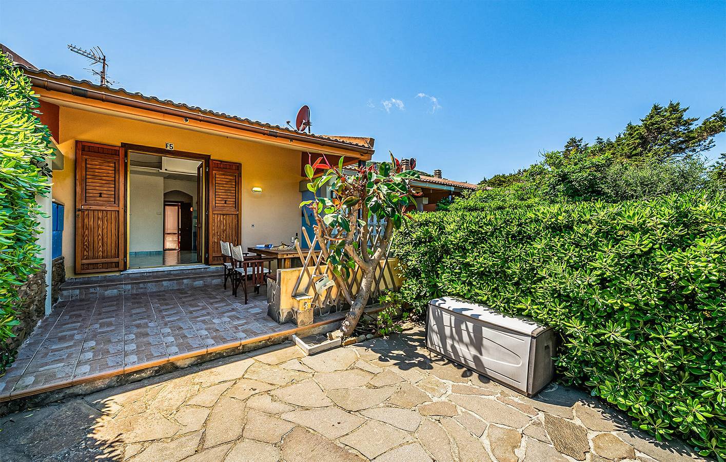 Appartement confortable avec terrasse, Wi-Fi, parking et situé à 1 km de la plage de La Pelosetta in La Pelosa, Stintino