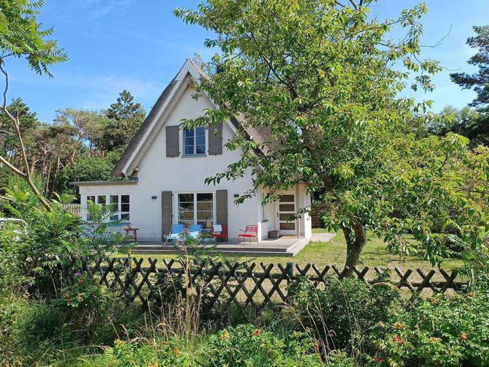 Ferienhaus für 4 Personen, mit Garten und Terrasse in Wustrow