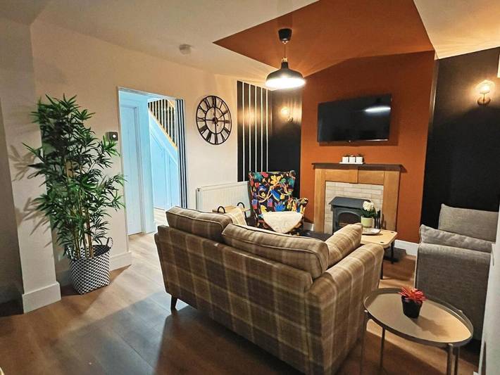 Apartment for 9 people, with garden in Barnsley