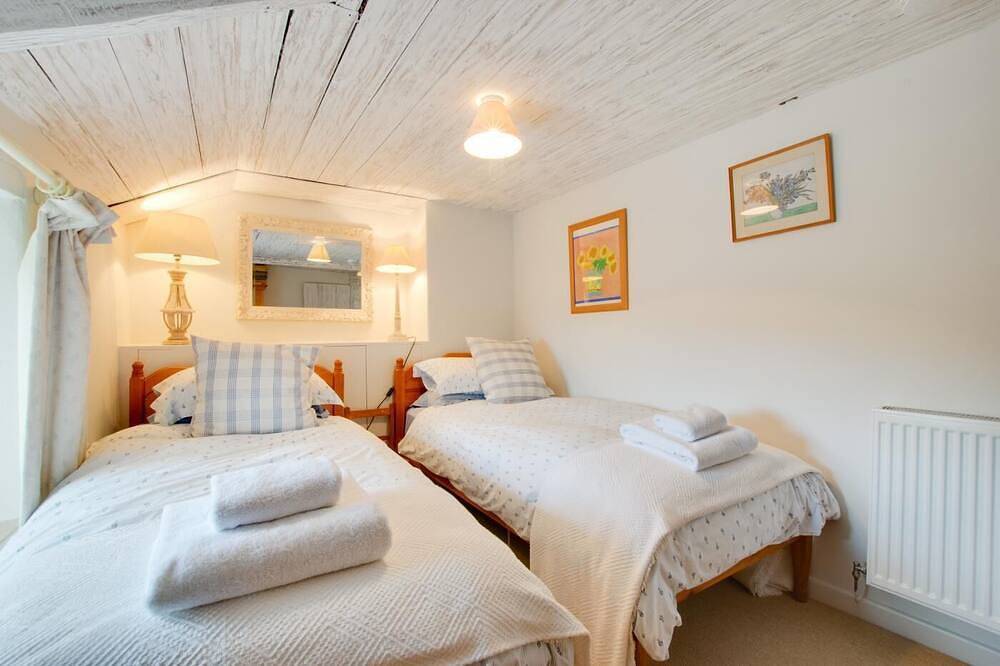 2 Bed in Helford (oc-hcrose) in Helford, Cornwall