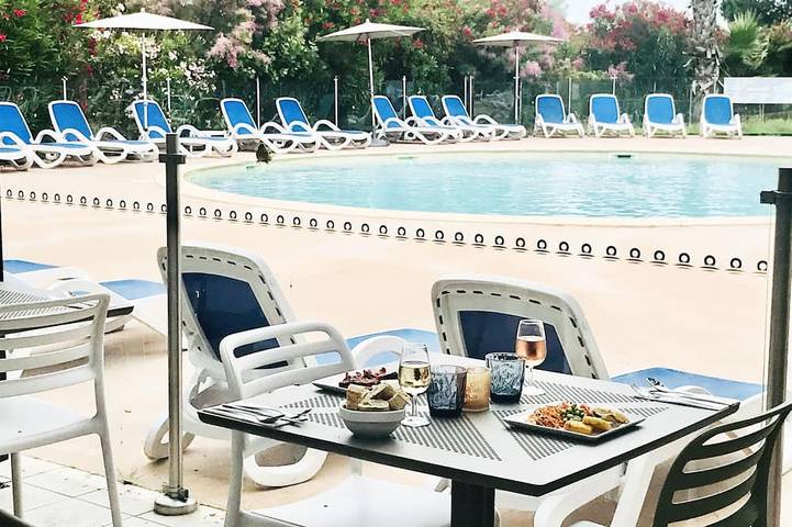 Gîte pour 6 personnes, avec piscine et jardin, animaux acceptés dans Plage du Boucanet