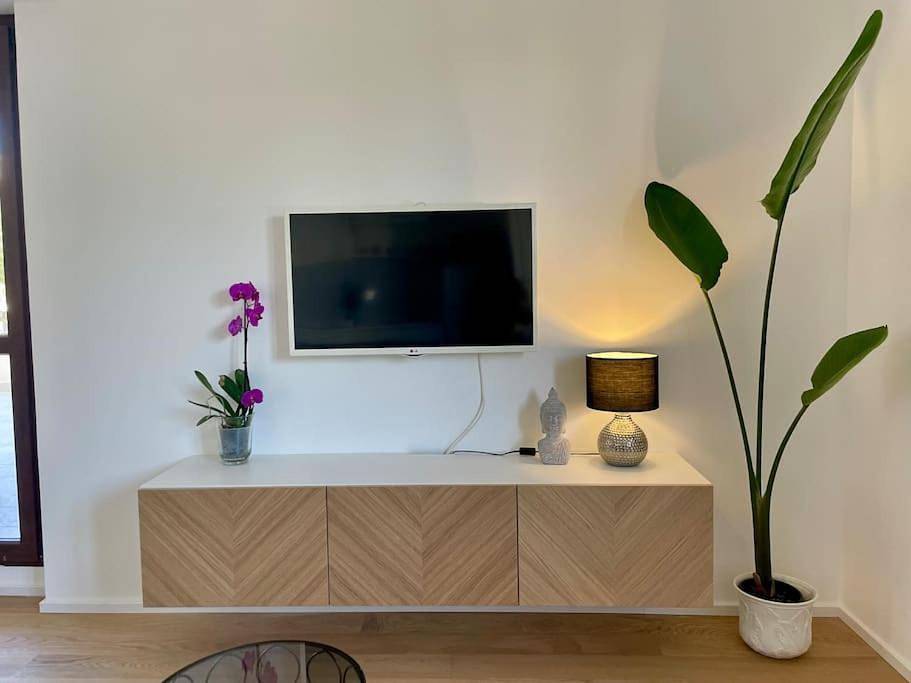 Appartamento intero, One-Bedroom Apartment in Poetto (Cagliari), Cagliari