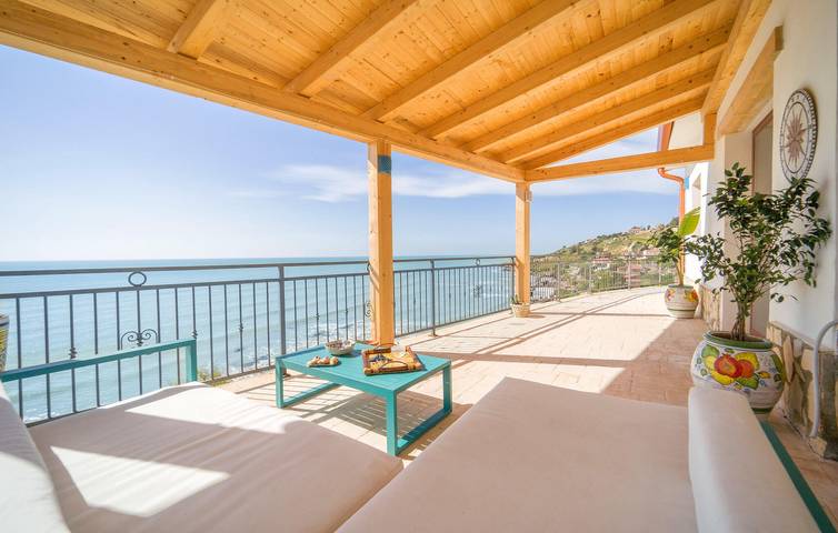 Ferienhaus für 5 Personen, mit Terrasse und Garten auf Sizilien - 4