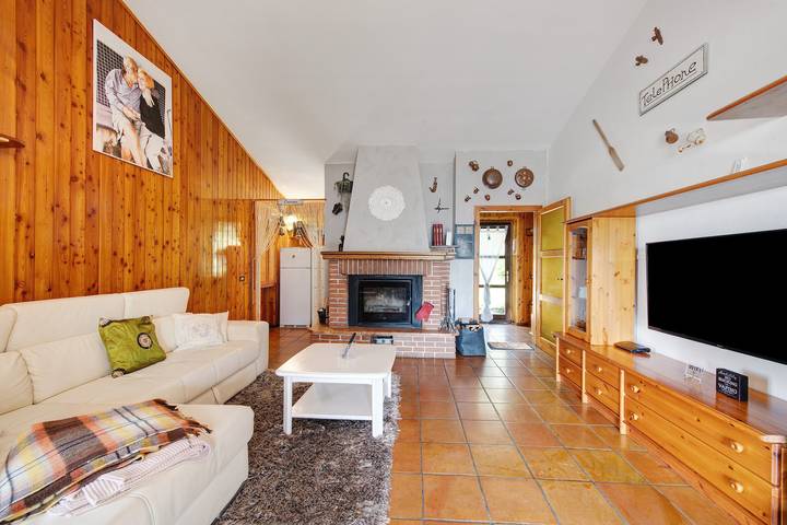 Ganze Wohnung, Ferienwohnung 'Baita Piero e Afra' mit Bergblick, Balkon und Wlan in Treviso Bresciano, Gardasee-Berge