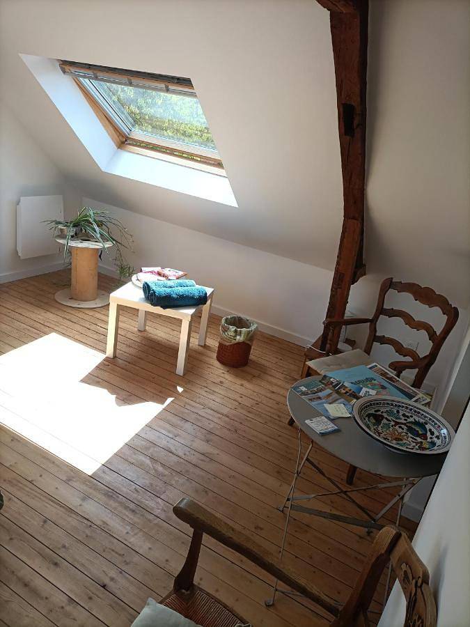 Location de vacances pour 2 personnes, avec jardin et vue à Saint-Quentin-la-Motte-Croix-au-Bailly - 2