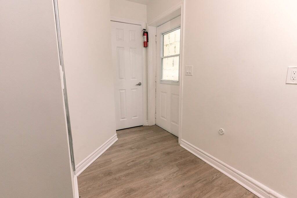 Cottage for 12 Guests in Muskoka, Lake Huron ON