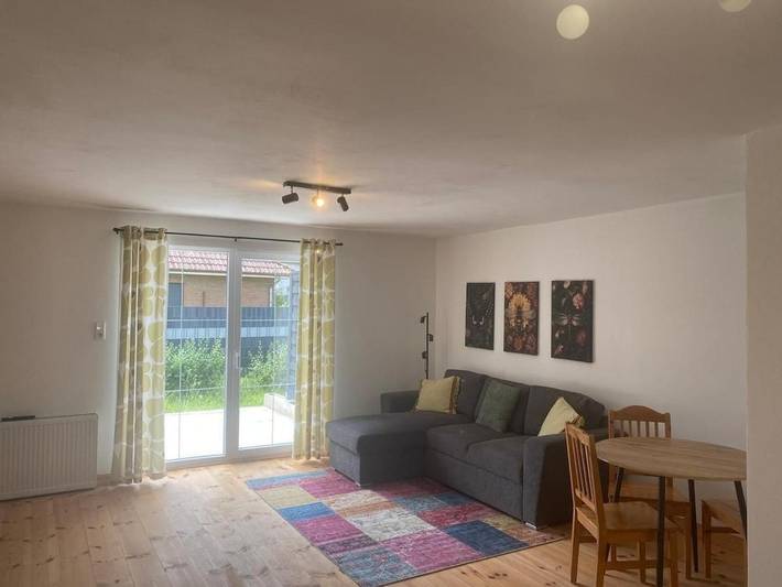 Ferienwohnung für 4 Personen, mit Terrasse und Garten in Zernien