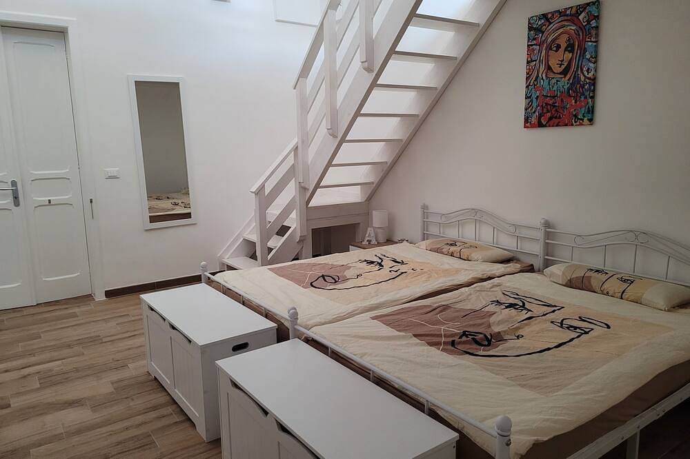 Casa Degli Aranci - Vacation Home, Smart Working, Garden, Terrace, Workation in Monteroni di Lecce, Province de Lecce