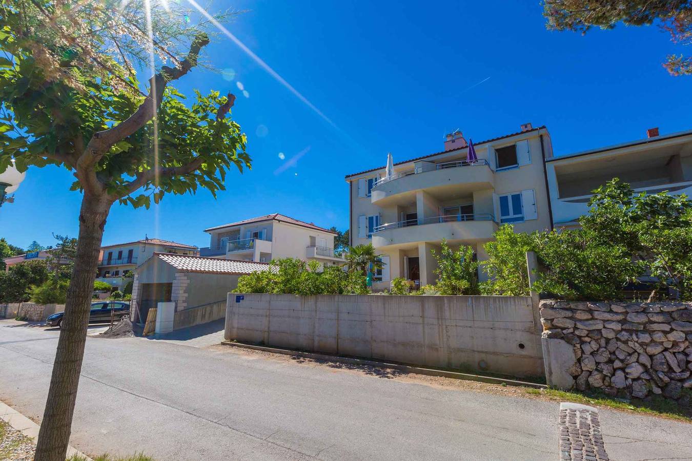 Ganze Ferienwohnung, Ferienwohnung mit Terrasse und Meerblick  in Silo, Krk