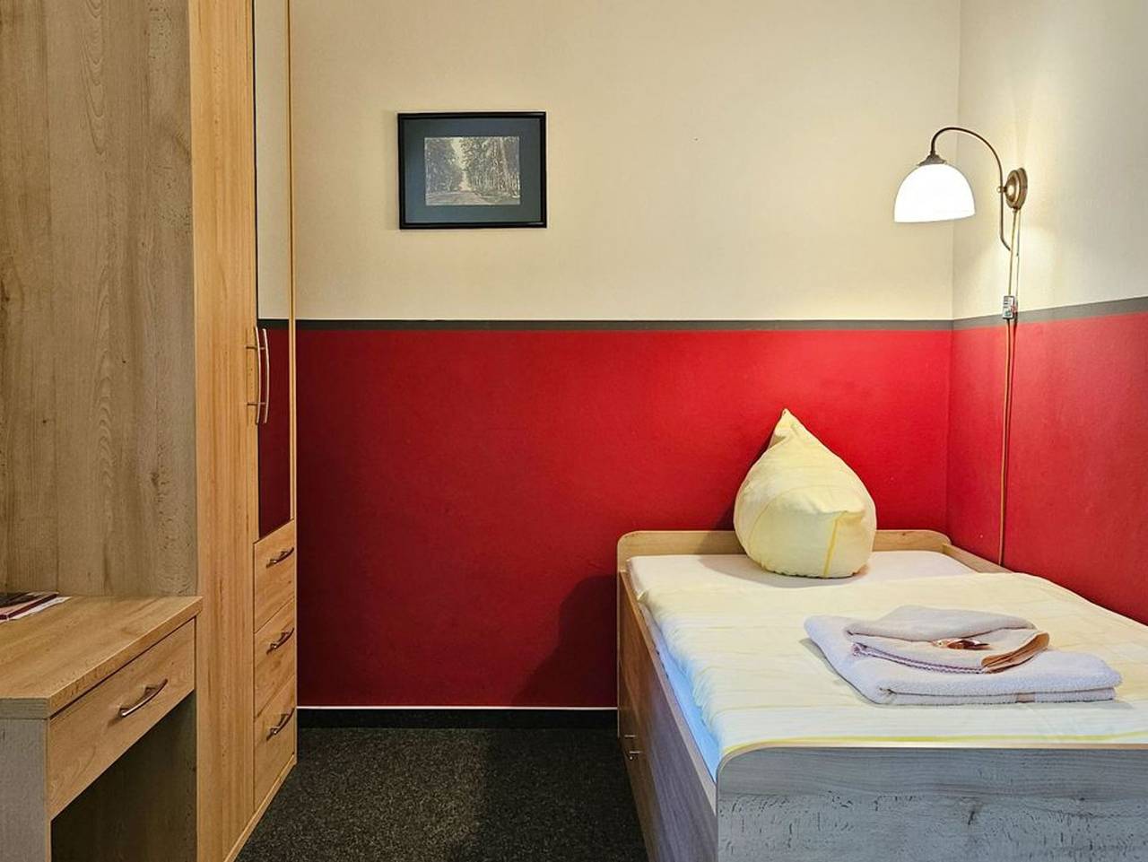 Ganze Ferienwohnung, Mollibahnhof - Heiligendamm - Komfortables Einzelzimmer im Mollibahnhof Heiligendamm nahe Sandstrand und Meer! in Heiligendamm, Rostock und Umgebung