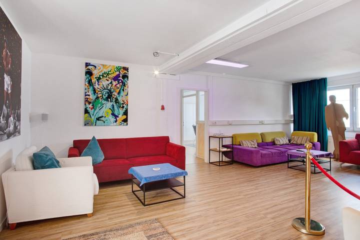 Ferienhaus "Commune88 East" mit Gemeinschaftsterrasse und Wlan in Friedrichshafen, Region Bodensee-Oberschwaben
