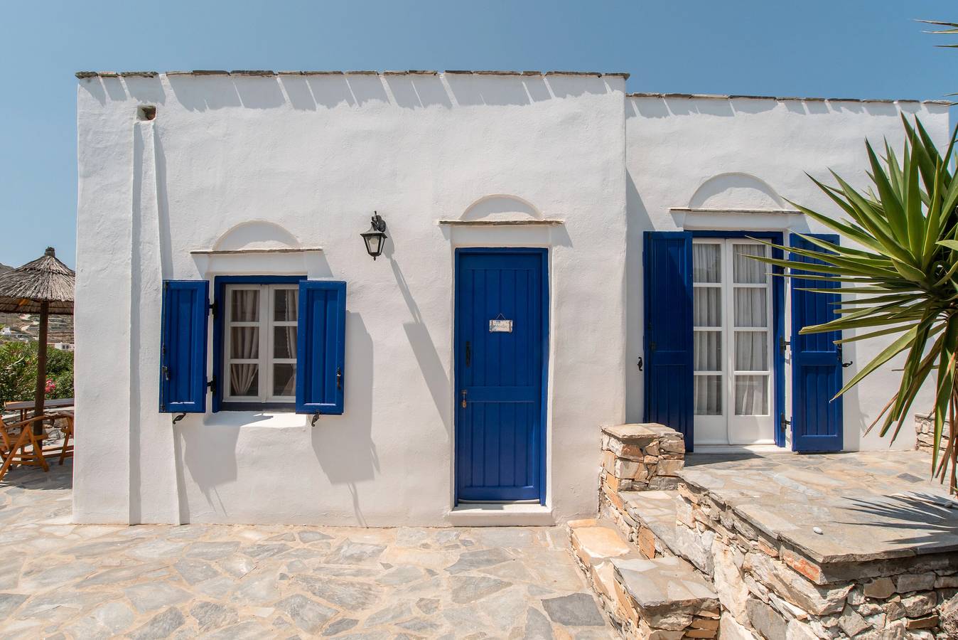 Apartment In A Hotel 'Sun Rock Boutique - Villa Menexes' with Sea View, Wi-Fi and Air Conditioning in Agios Prokopios, Cyclades