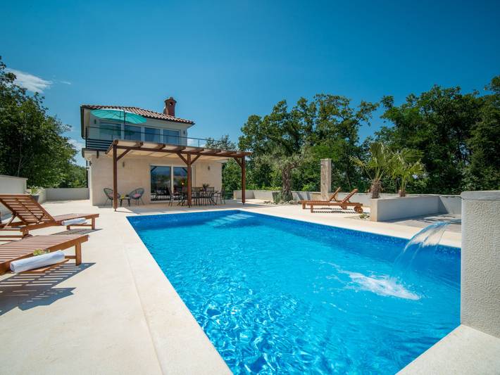 Ferienhaus für 6 Personen, mit Terrasse und Sauna sowie Garten auf Krk