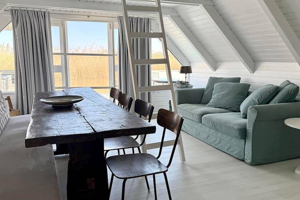 Seehütte Neusiedlersee \"Sonnendeck\" - Ferienhaus, Dusche, Wc in Rust (Burgenland), Leithaberg