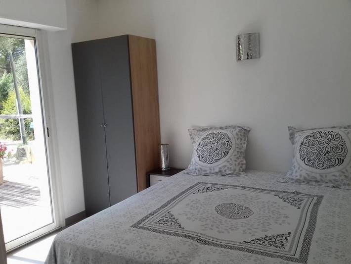 Location de vacances pour 14 personnes, avec jardin ainsi que piscine et jacuzzi, animaux acceptés à Contes - 4