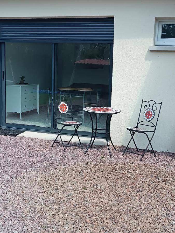 Gîte pour 2 personnes, avec terrasse à Méneslies