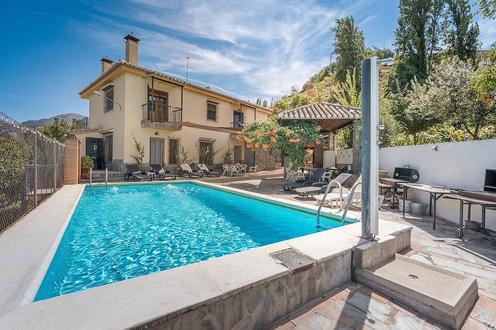 Casa rural 'Hitos' con vistas a la montaña, Wi-Fi y aire acondicionado in Barrio de la Vega, Monachil