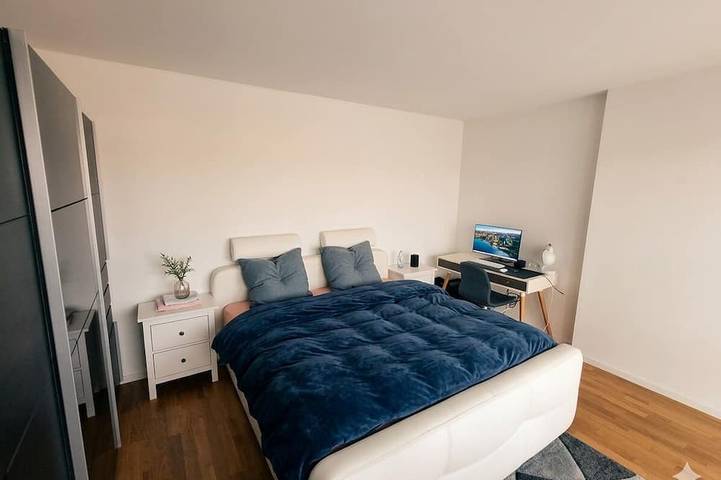 Apartamento entero, Mirami Apartement with Private Parking and Basellandcards in Neuallschwil, Allschwil